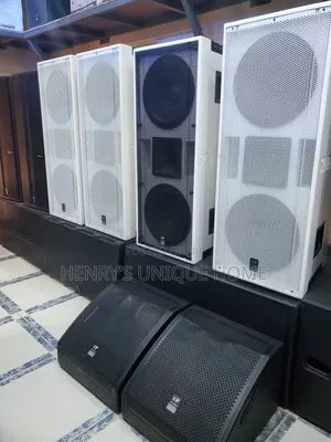 Speaker.215 Modle