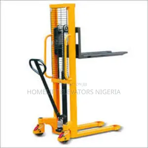 Hydraulic Goods Lift for Construction