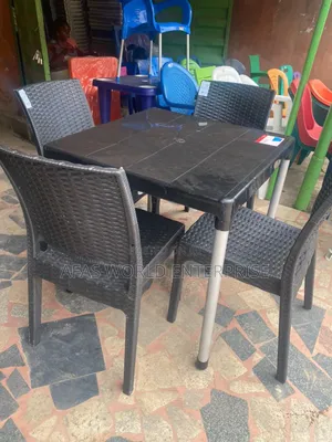Beautiful Plastic Table With Ion Leg