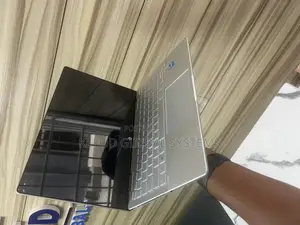 Laptop HP Pavilion 13 X360 8GB Intel Core i3 SSD 256GB