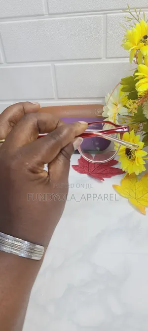 Uv Extra Clear Eyeglass/Frame
