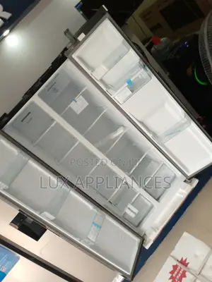 Enjoy the Coolness of 436 Litres Polystar Refrigerator