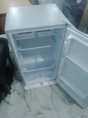 Fast Cooling Skyrun Single Door Refrigitrator