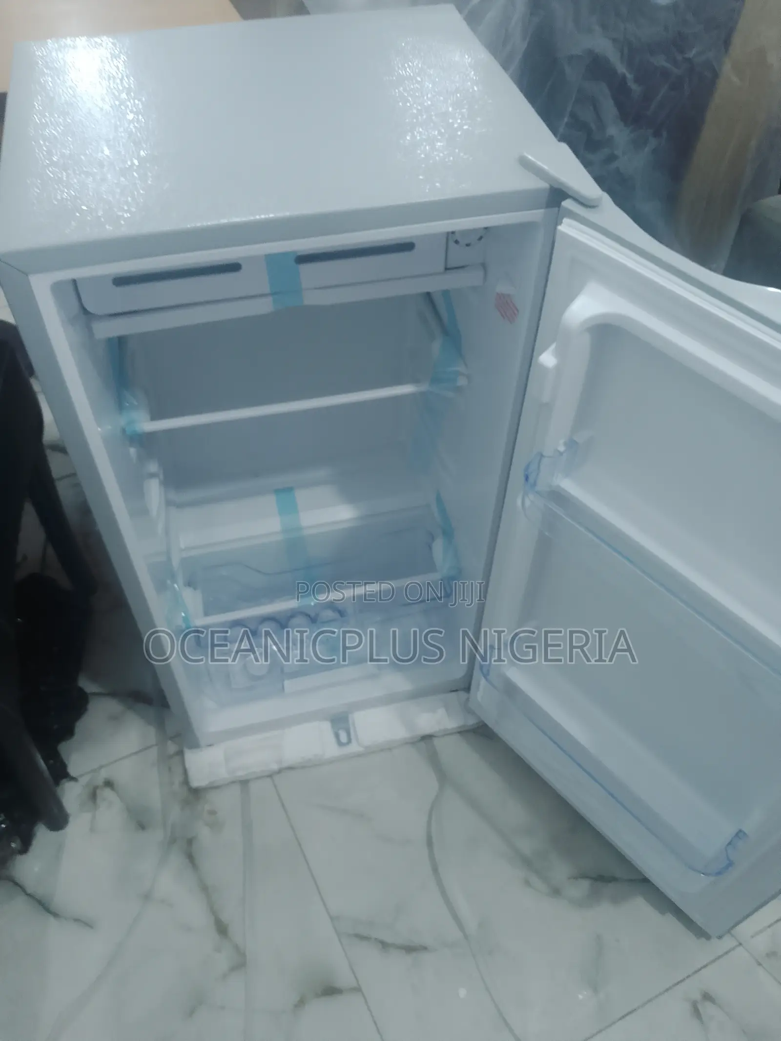 Efficient Skyrun Single Door Refrigirator