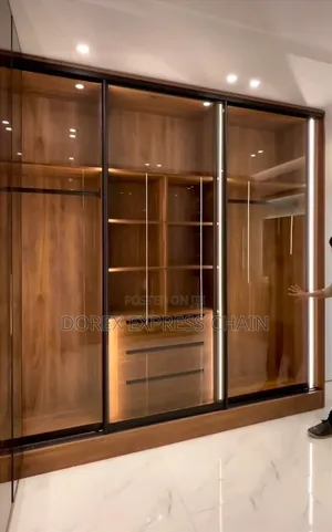 Tailored Luxury. Bespoke Royal Wardrobes.