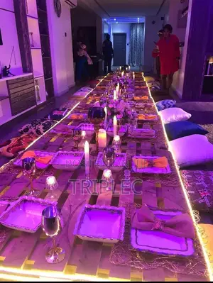 Picnic Luxury Decor