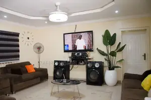 Cute Furnished 2 Bedroom Shortlet Apartment at Alakia