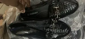 Black Flat Shoes