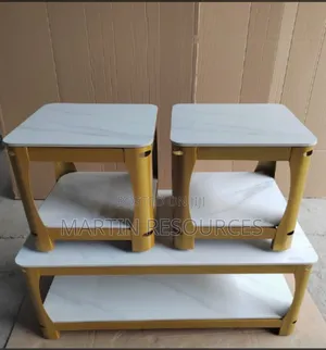 Centre Table With 2 Side Stools