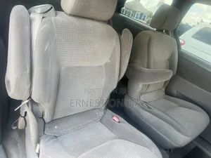 Toyota Sienna LE AWD 2006 Blue