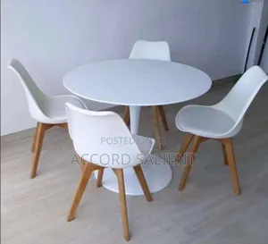 Portable 4 Seater Wooden Dining Set