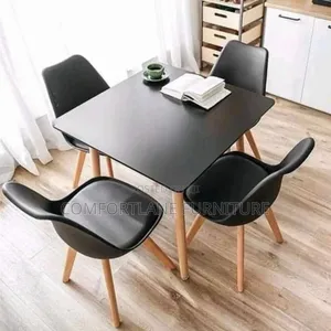 Dining/Restaurant Table With 4 Chairs