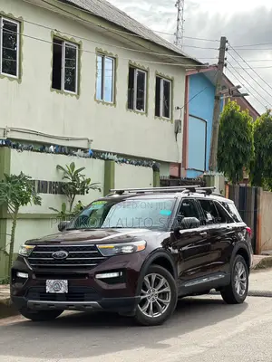 Ford Explorer XLT 4x4 2020 Burgundy