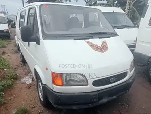 Ford Transit 2002 White