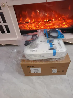 Brand New(Epson) Daylight Projector in Lekki, Ph, Abuja, Uyo