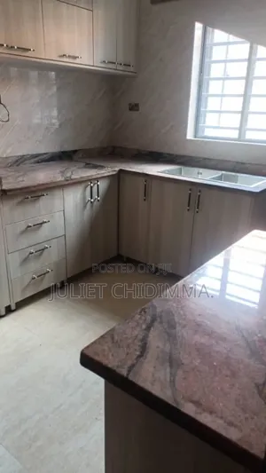 A Quality Kitchen Cabinet