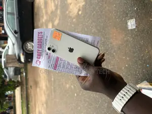 Apple iPhone 12 64 GB White