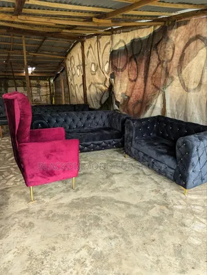 Complete Set of Tufted Chair by Blackdiamondfurniture
