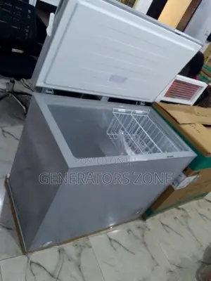LED Lighting 250L Hisense Chest Freezer {Fc340sh}