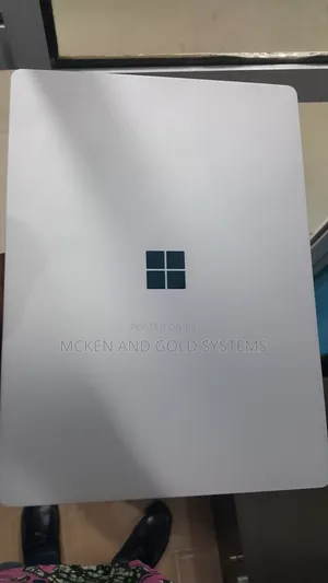 Laptop Microsoft Surface Book 2 16GB Intel Core i7 SSD 512GB