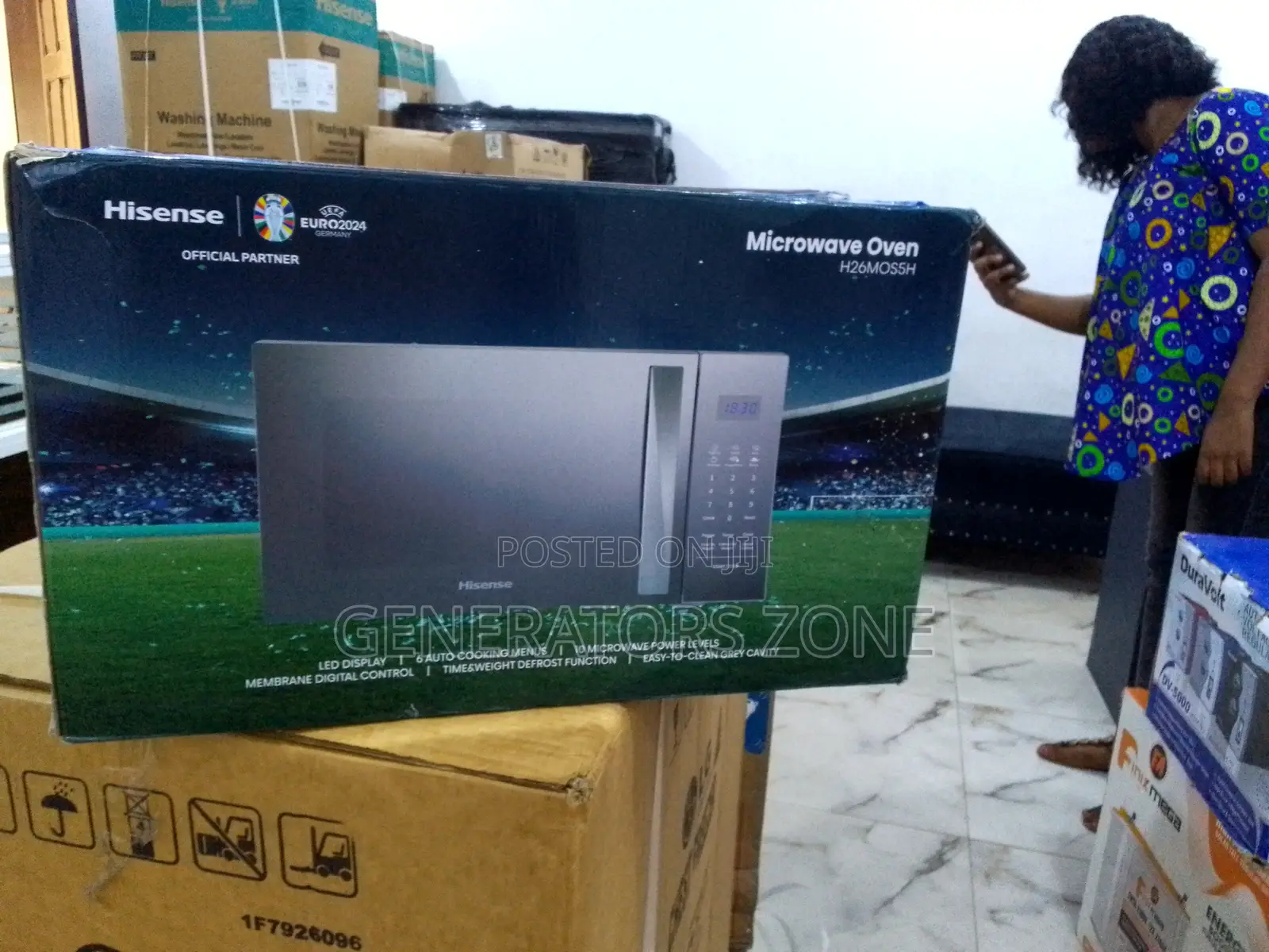 Grill Function 26L Hisense Microwave Oven / H26mos5h
