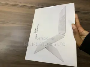 iPad Magic Keyboard Folio