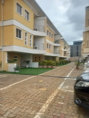 3bdrm Duplex in Gra Ikeja for sale