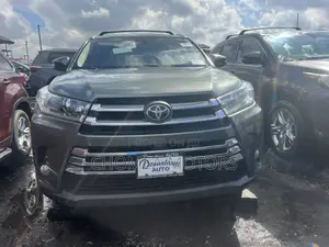 Toyota Highlander 2015 Green