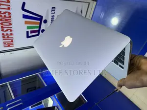 Laptop Apple MacBook Air 2015 4GB Intel Core i5 SSD 128GB