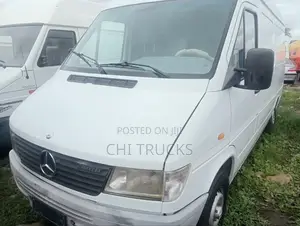 Mercedes-Benz Sprinter 2004 White