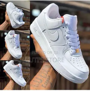 White Sneakers Nike Air Force
