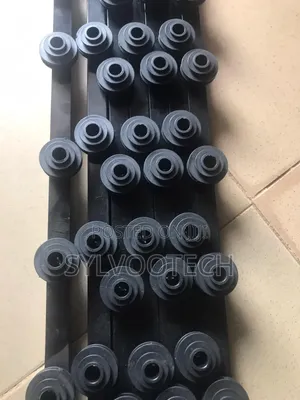 SYLVOOTECH Eight Lines Electric Fence Installation
