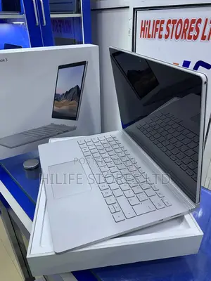 New Laptop Microsoft Surface Book 3 8GB Intel Core i5 SSD 256GB