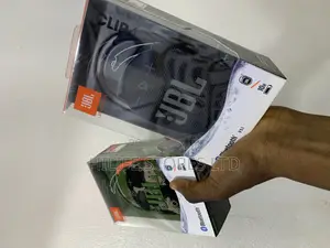 Clip 4 JBL Speaker