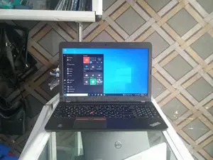 Laptop Lenovo ThinkPad Edge E550 8GB Intel Core i5 HDD+SSD 512GB