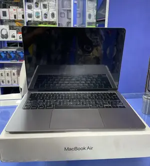 Laptop Apple MacBook Air 2020 8GB Intel SSD 256GB