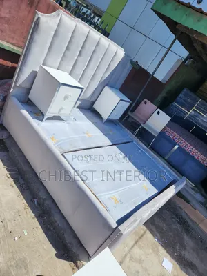 Quality 6by6 Upholstery Padded Bed