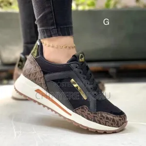 Unisex Sneakers