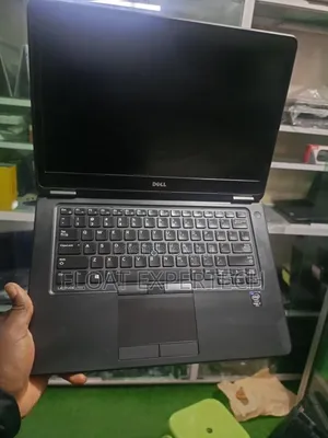 Laptop Dell Latitude 7450 8GB Intel Core I7 SSHD+SSD 256GB