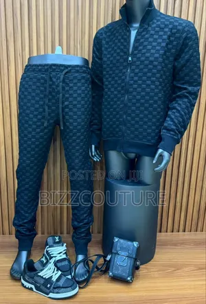 Original LOUIS VUITTON Sweater Joggers Available in Store