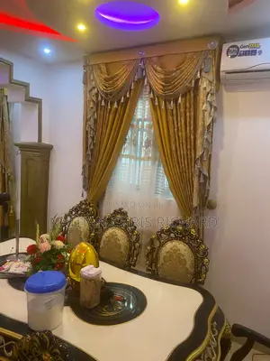 High Quality Royal Parlor Luxury Curtains