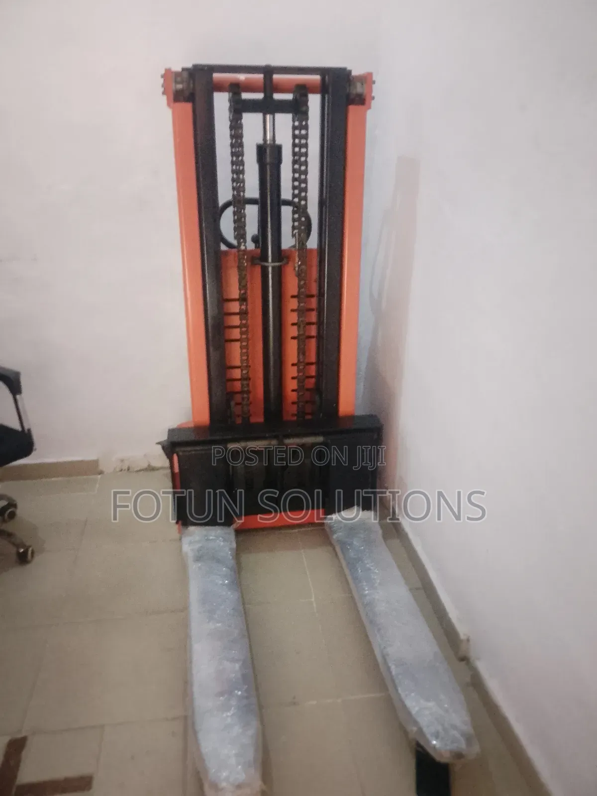Semi Electric Stacker