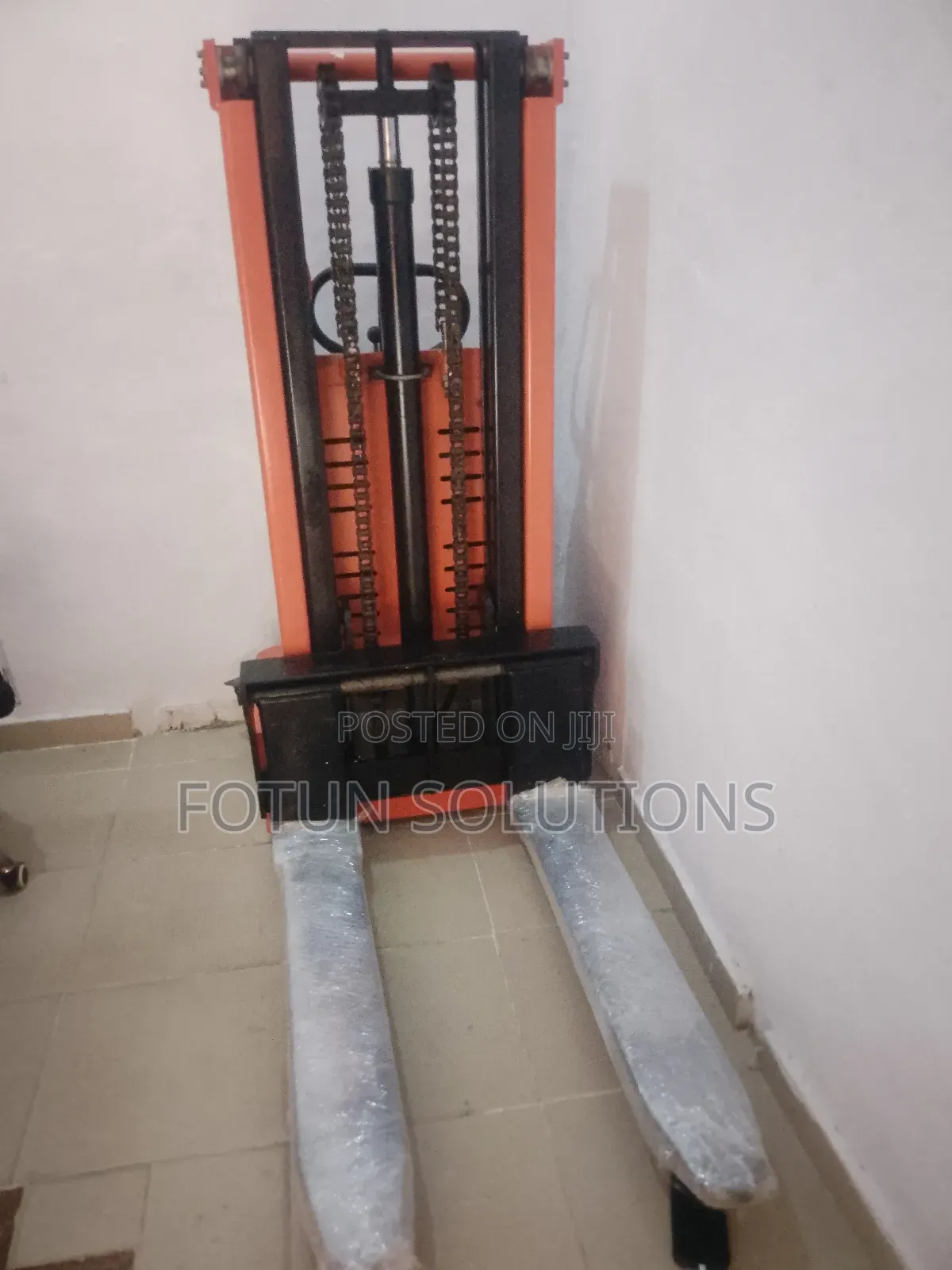 Semi Electric Stacker