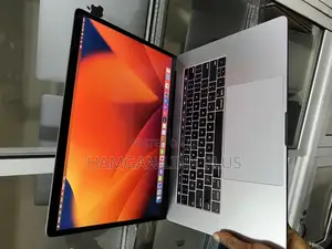 Laptop Apple MacBook Pro 2019 32GB Intel Core i9 SSD 512GB