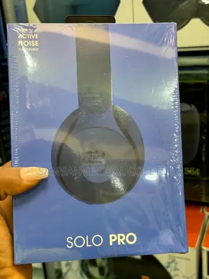 Bluetooth Headset (Beats Solo Pro)
