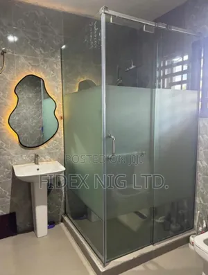 Shower Cubicle Glass Tamper