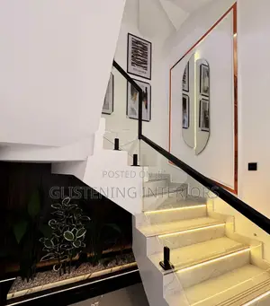 Staircase 10mm Tempered Glass With a Black Spigot