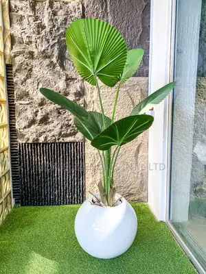 Fiberglass Flower Pot/Planter Potted With Artificial Plant
