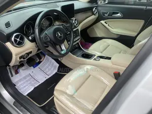 Mercedes-Benz GLA 250 2018 Silver