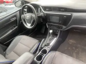 Toyota Corolla 2017 Silver
